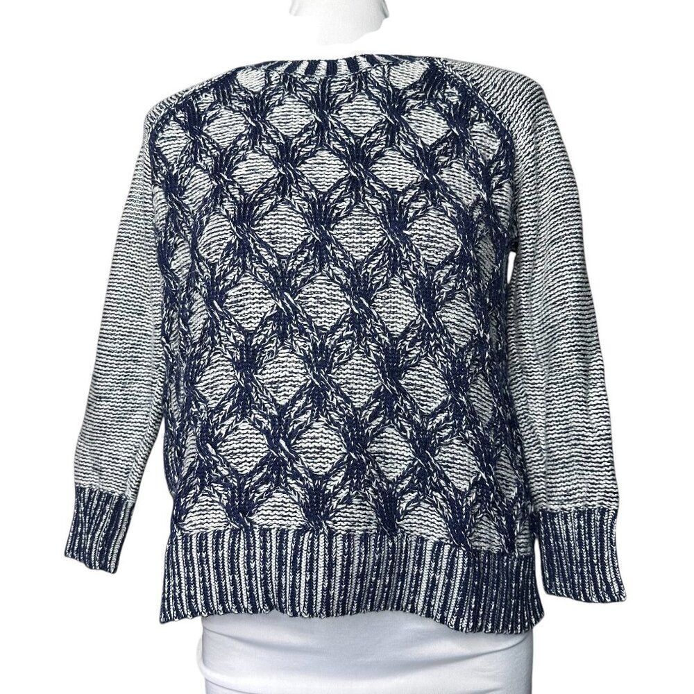 Banana Republic womens cable knit sweater small blue white